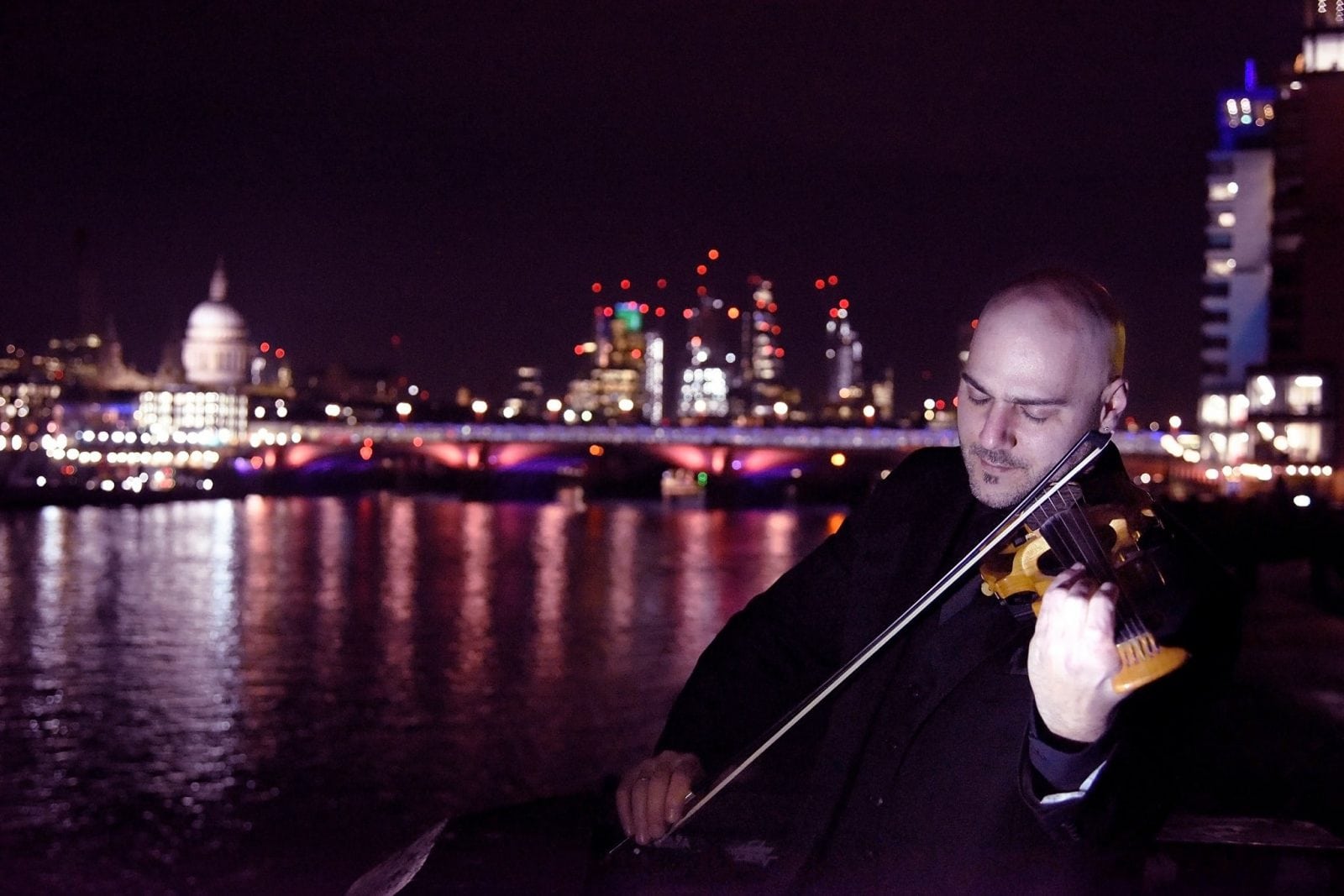 Electric Violinist For Hire Book Violinists For Events Musicians