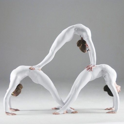 All female acrobat troupe