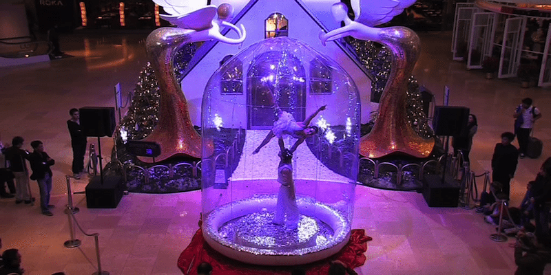 snowglobe for hire
