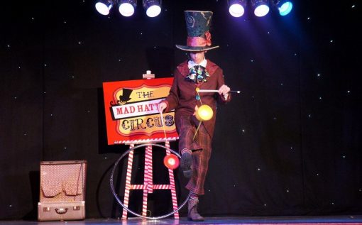 mad hatters circus
