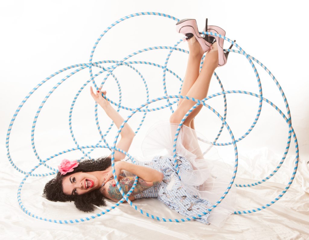 hula hoop artist