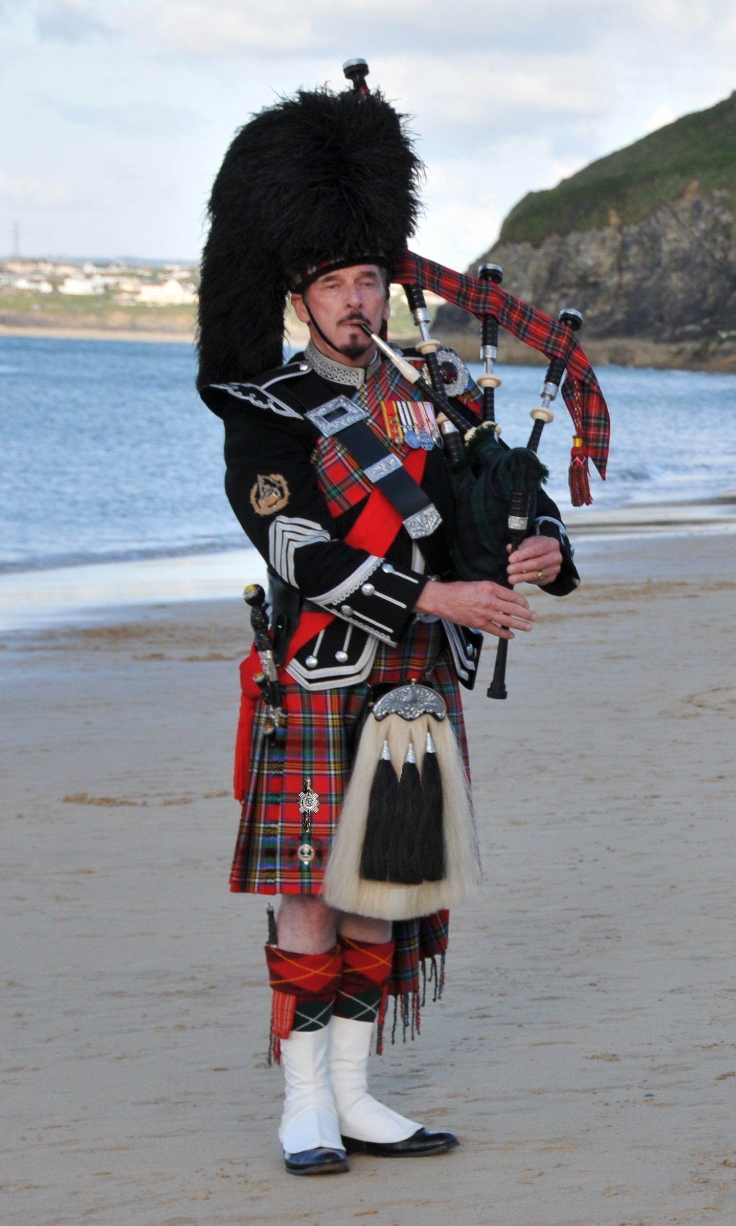 Traditional Scottish Bagpiper Corporate Entertainment