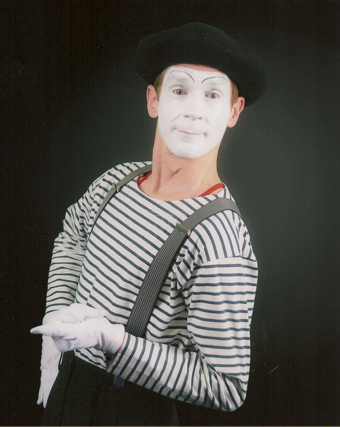 Mime Artist Paris