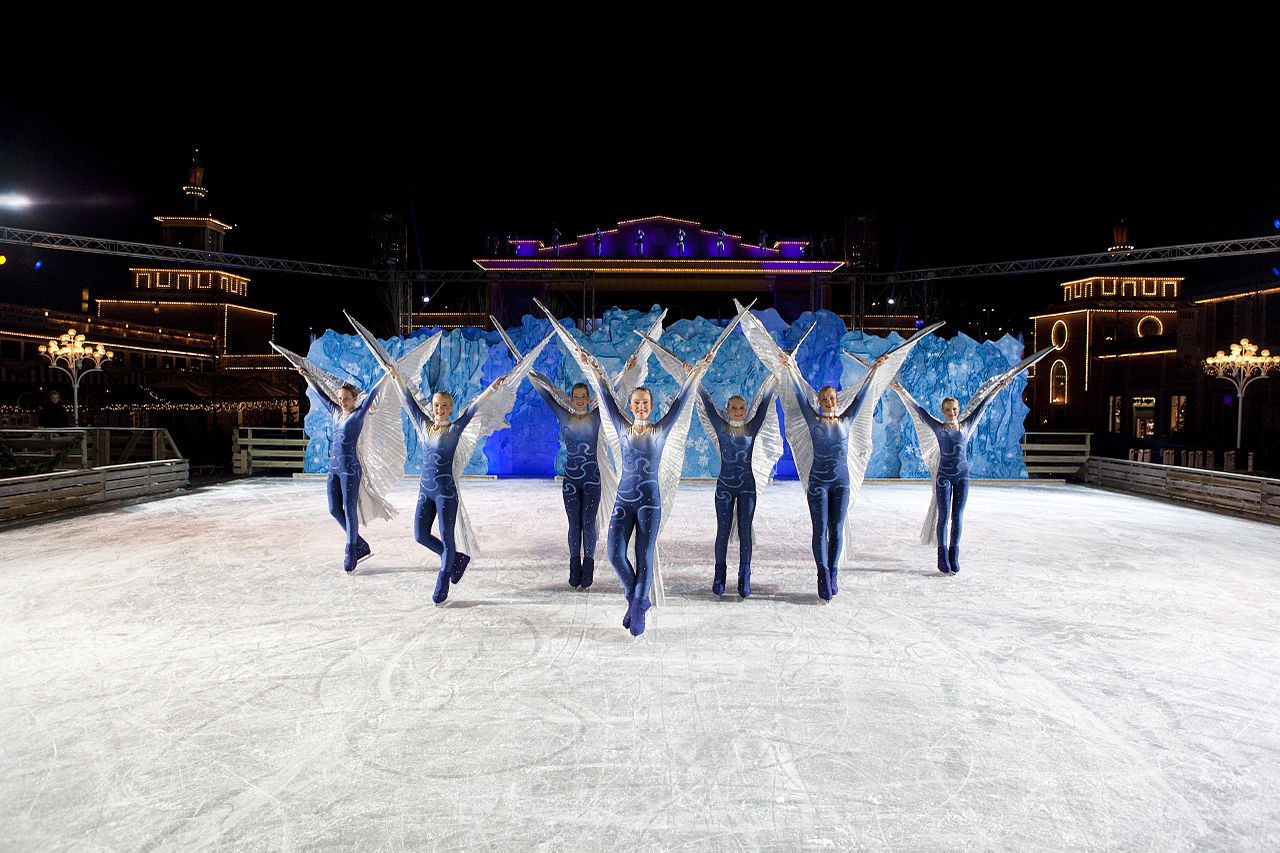 Ice Skaters Agency Hire Ice Show International Ice Skaters To