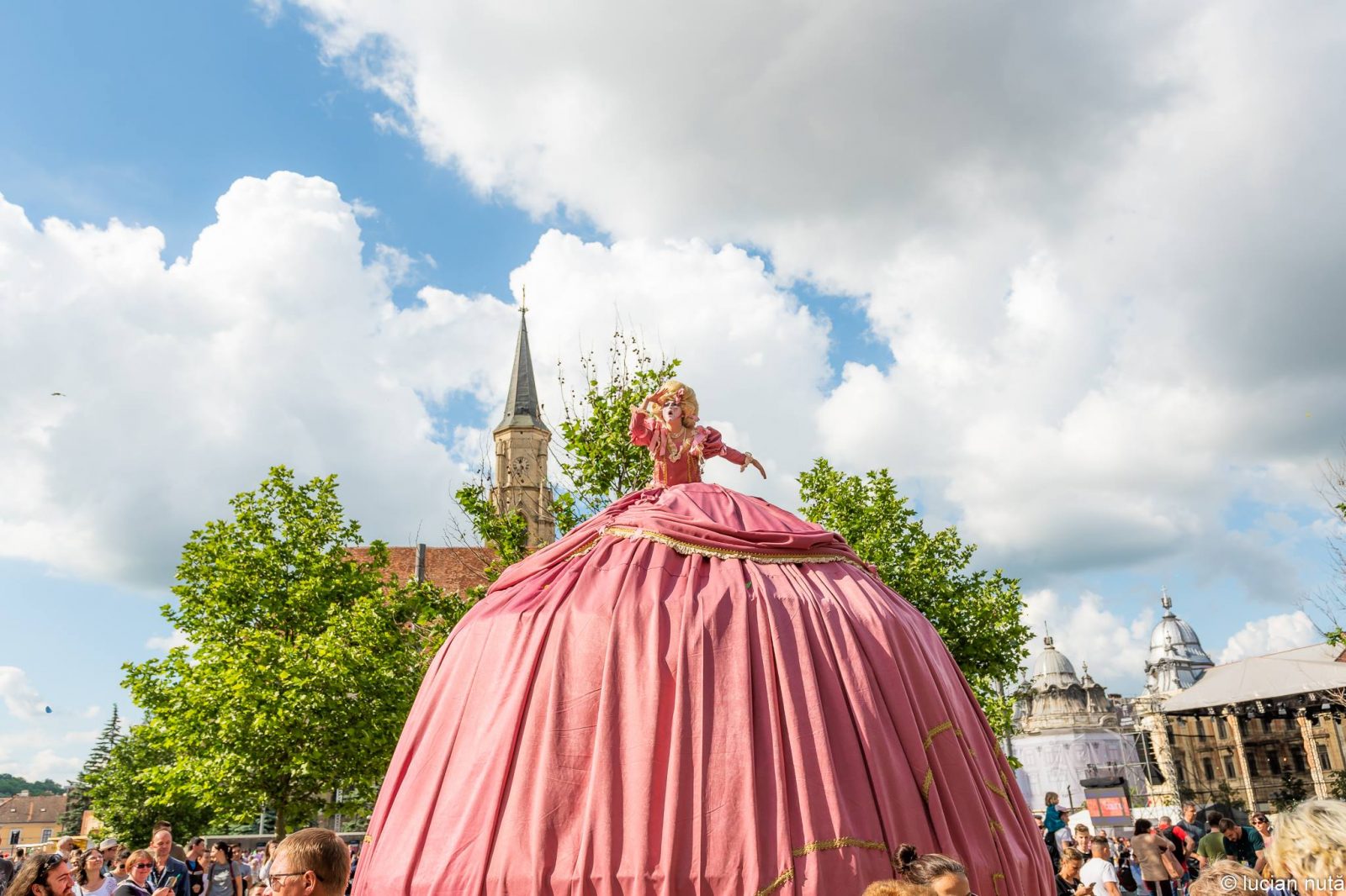 Giant Dress Performer Shopping Mall Entertainment Hire Festival